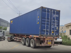 PF1210反擊破、3YA2160振動篩運(yùn)往上海港發(fā)往南非